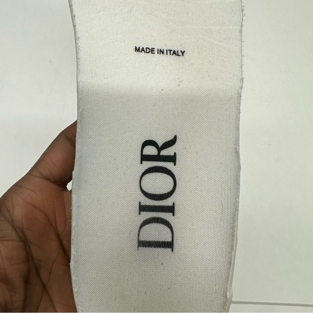 Dior Authentic M-B23 Oblique High-Top Sneaker - Picture 8 of 9